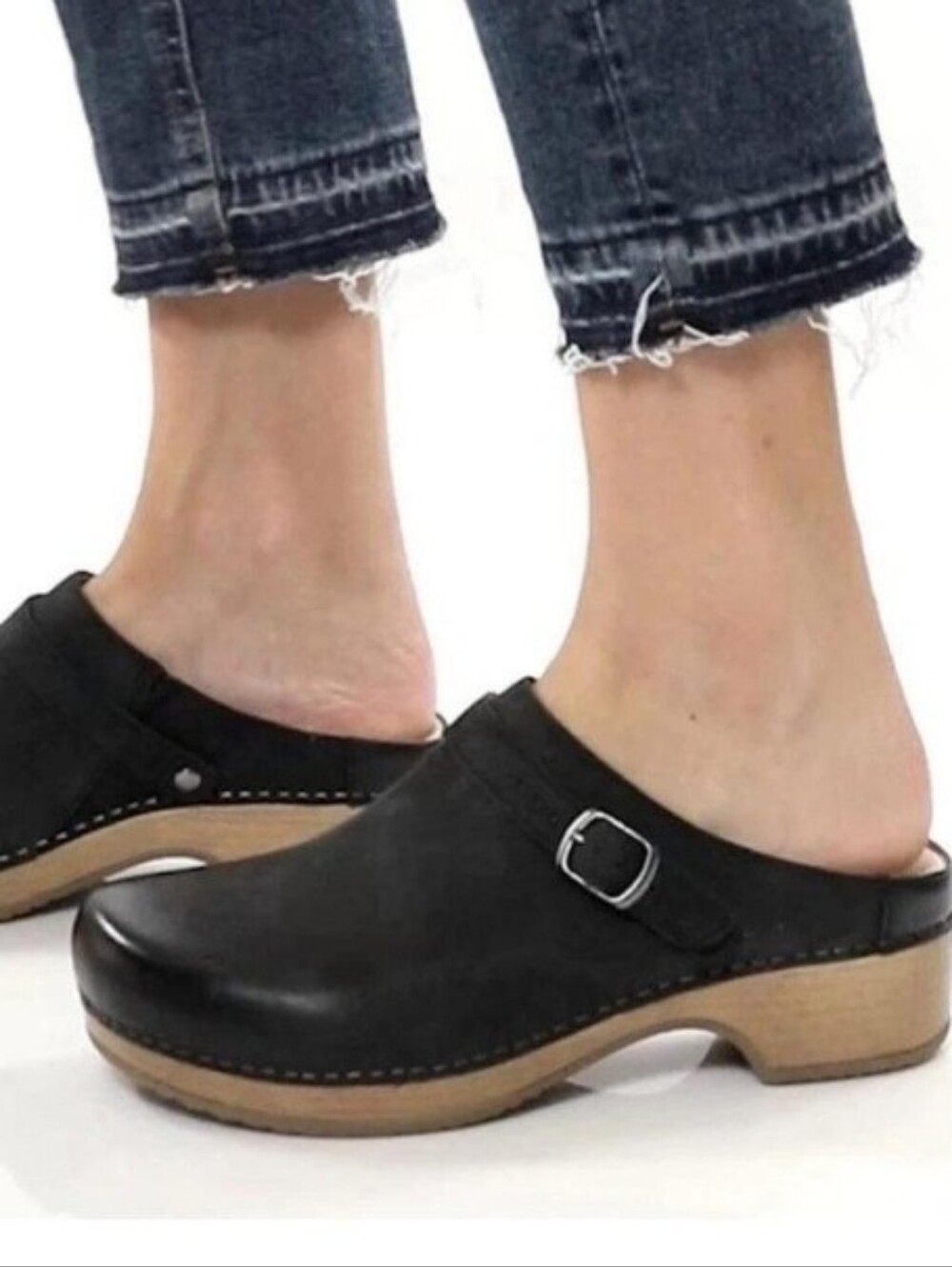 BRAND NEW ME TOO ROUND TOE SLIP ON STYLE WOMEN'S MULE